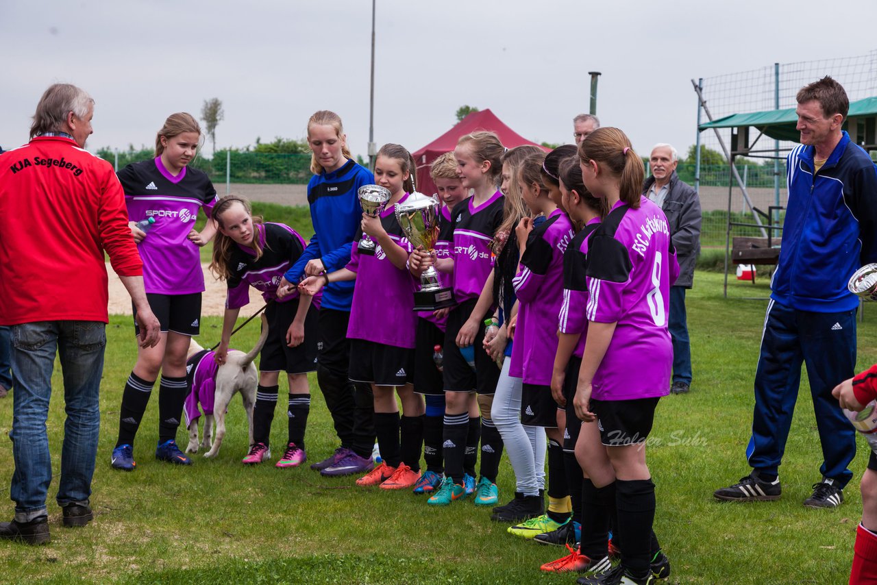 Bild 250 - D-Juniorinnen Kreispokal-Finale SV Boostedt - FSC Kaltenkirchen : Ergebnis: 0:20